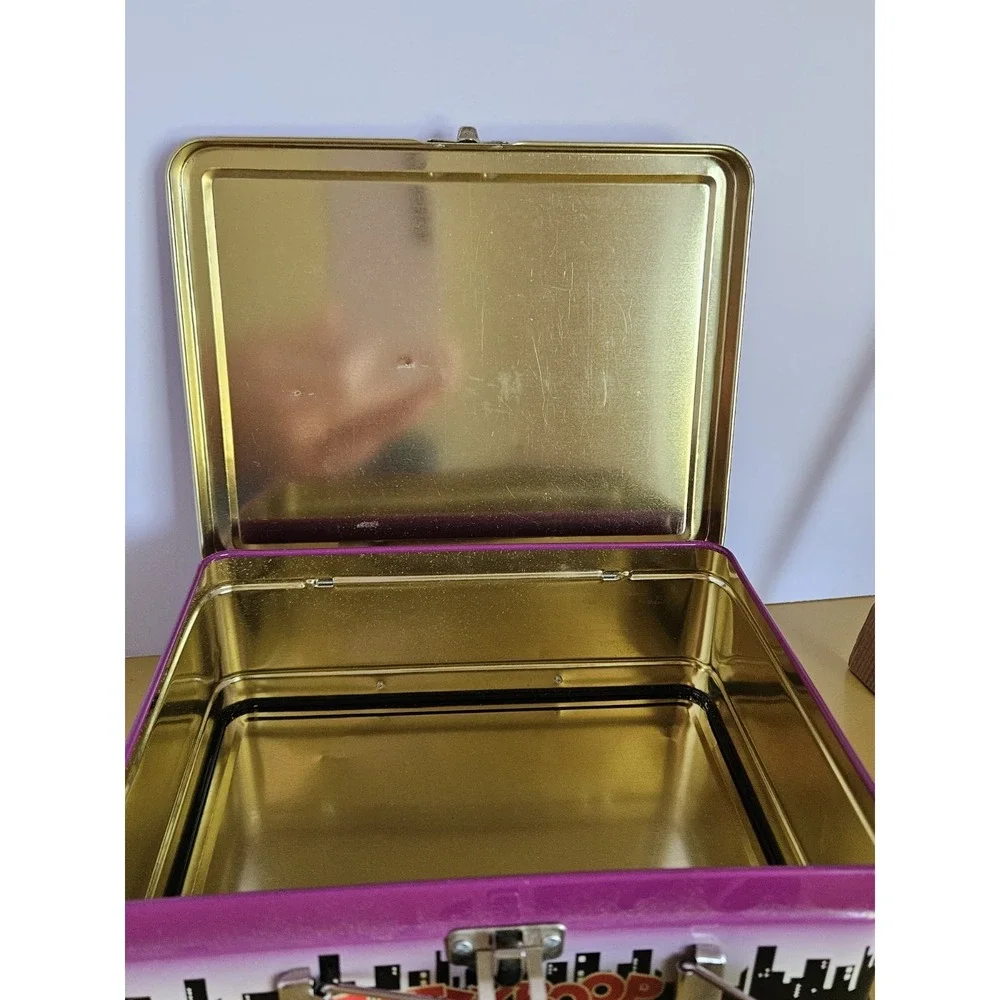 1997 King Features Betty Boop Mini Metal Lunch Box 8
